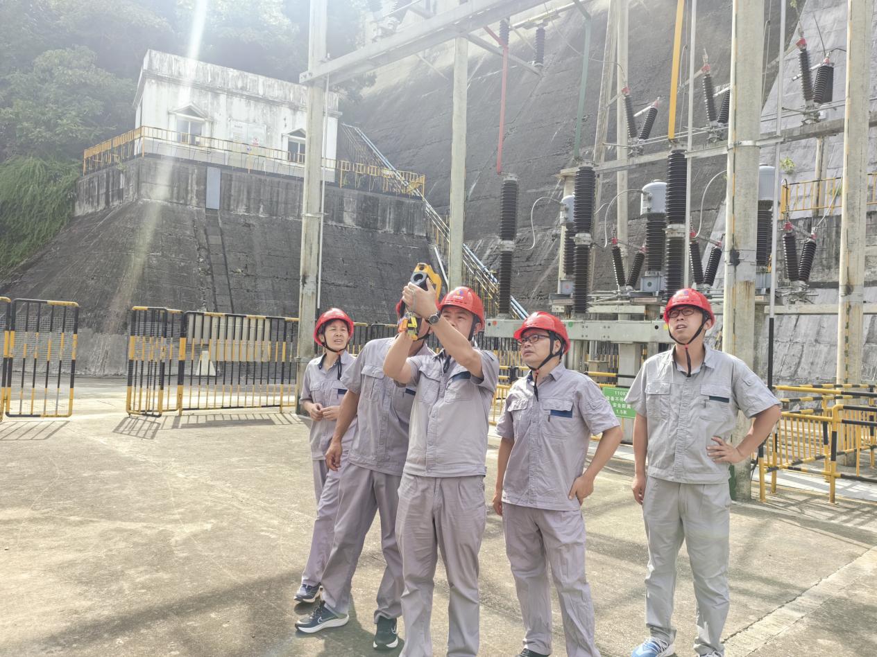 0b0bff0f1812843006a492e46e9ae644